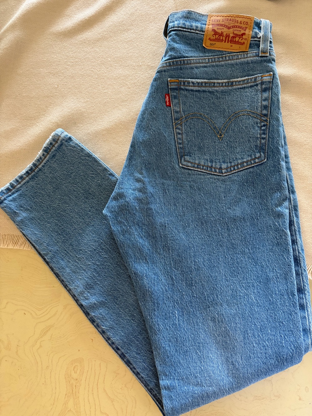 Levi's 501 Blue Straight-Leg Denim Jeans Women’s 26W X 30L NWOT